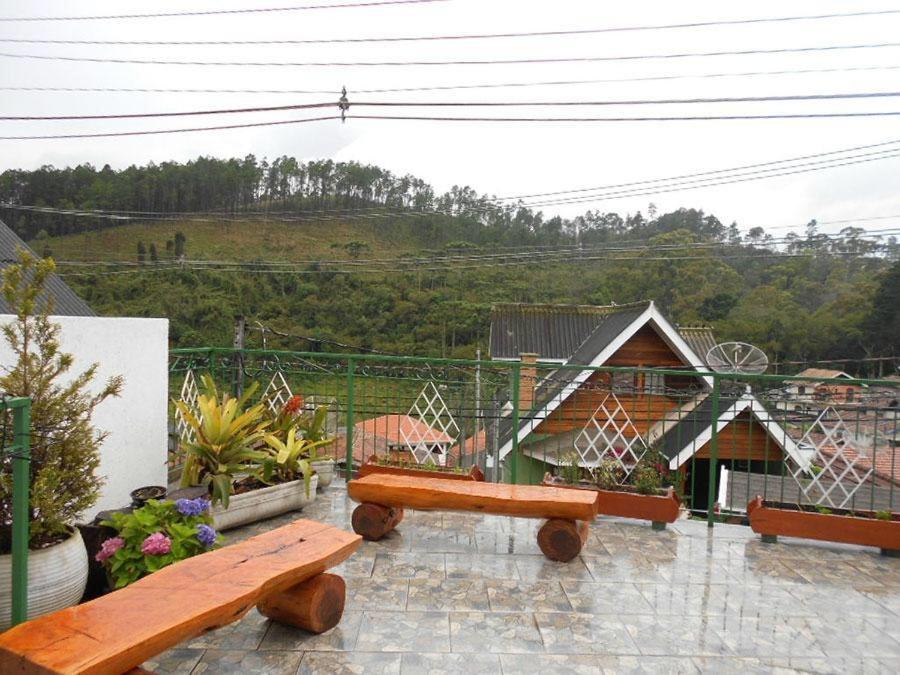 Pousada Monte Suico Campos do Jordão エクステリア 写真
